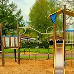 Pour 6 Personnes Avec Terrasse Et Cuisine Equipee - Api-1-52-1376 Kemping *