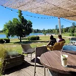 Pour 6 Personnes Avec Terrasse Et Cuisine Equipee - Api-1-52-1376 Saint-Gervais-dʼAuvergne