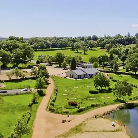 Pour 6 Personnes Avec Terrasse Et Cuisine Equipee - Api-1-52-1376 Camping *